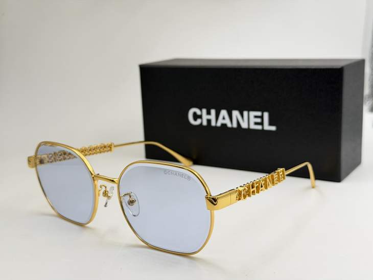 Picture of Chanel Sunglasses _SKUfw79165677fw